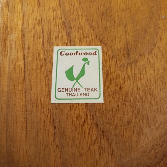 Vtg Teak Handcrafted Genuine Goodwood  Salad Bowl With 4 Single Serve Bowls - Picture 2 of 4